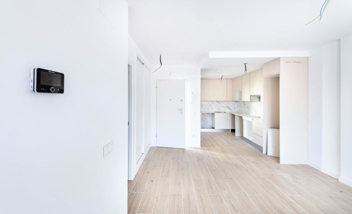 Image No.8-2 Bed Apartment for sale