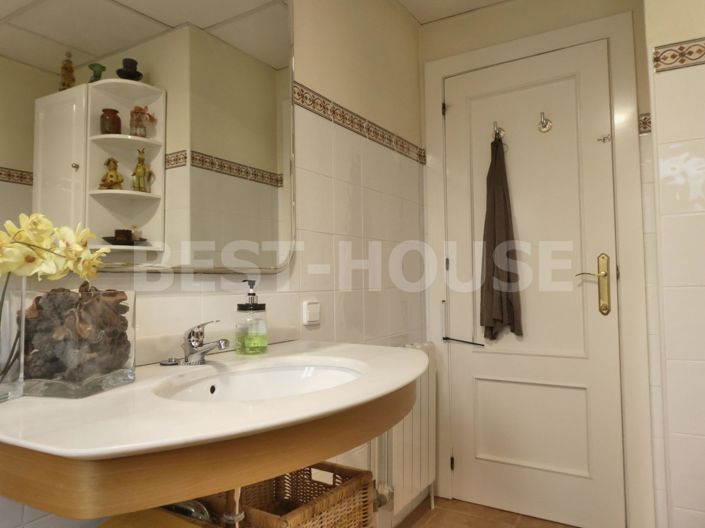 Image No.18-5 Bed Villa for sale