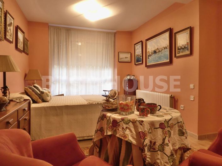 Image No.20-5 Bed Villa for sale