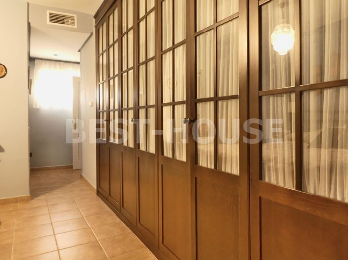 Image No.26-5 Bed Villa for sale