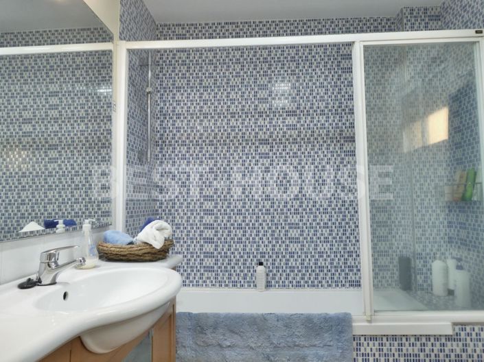 Image No.27-5 Bed Villa for sale