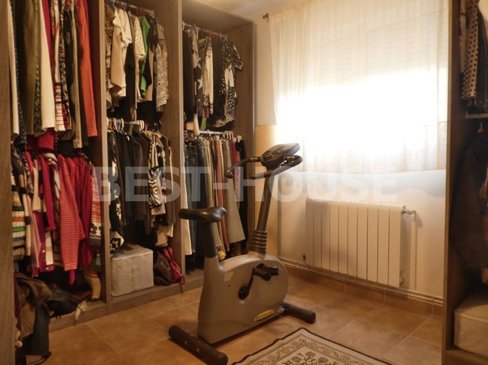 Image No.31-5 Bed Villa for sale