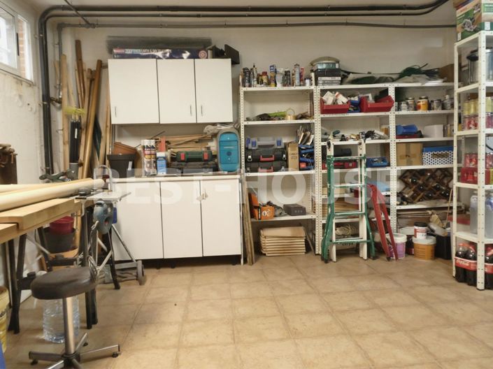 Image No.48-5 Bed Villa for sale