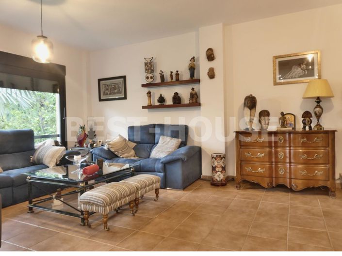 Image No.7-5 Bed Villa for sale