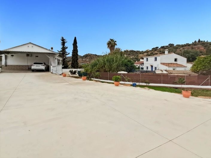 Image No.29-Villa de 4 chambres à vendre à Almogia