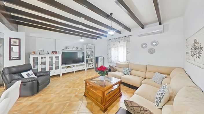 Image No.37-Villa de 4 chambres à vendre à Almogia