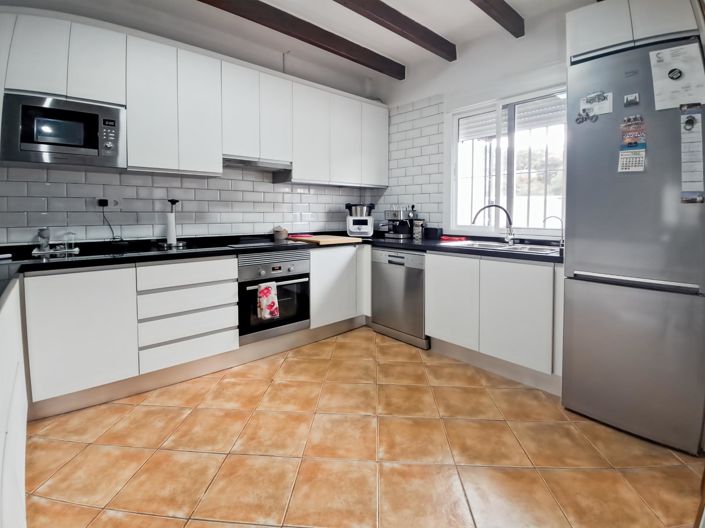 Image No.7-Villa de 4 chambres à vendre à Almogia