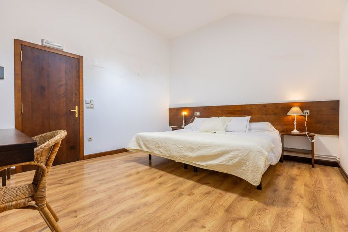 Image No.50-Maison de campagne de 6 chambres à vendre à Valdovino