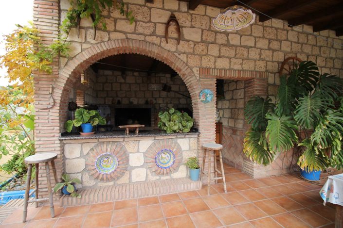 Image No.6-4 Bed Villa for sale