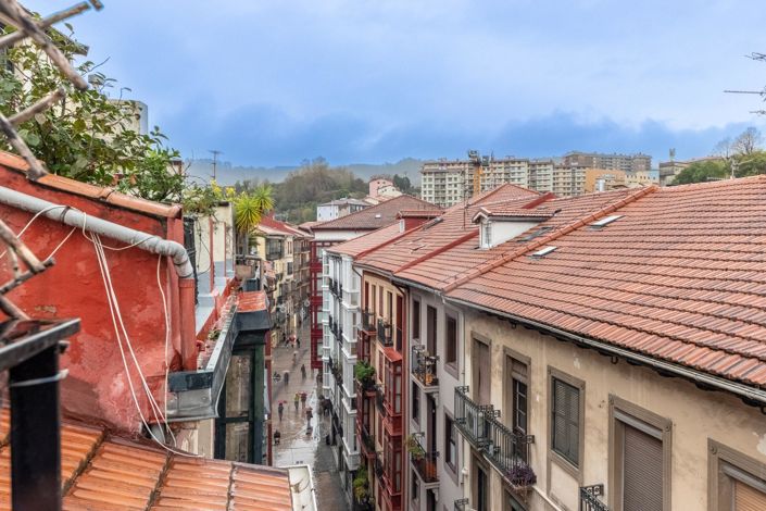 Image No.29-2 Bed Penthouse for sale