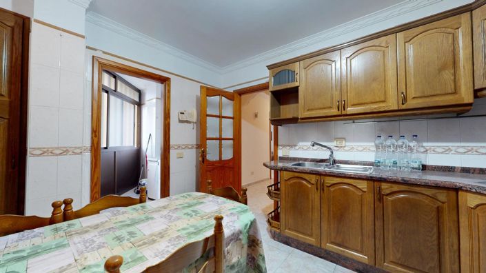 Image No.14-3 Bed Flat for sale