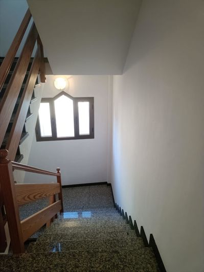 Image No.36-3 Bed Flat for sale