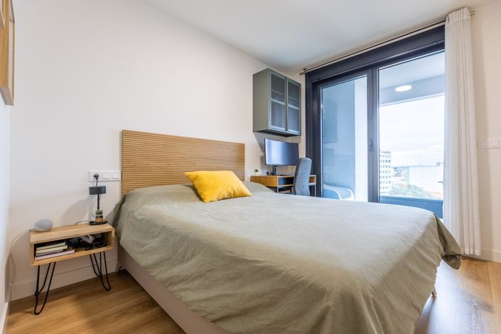 Image No.11-3 Bed Flat for sale