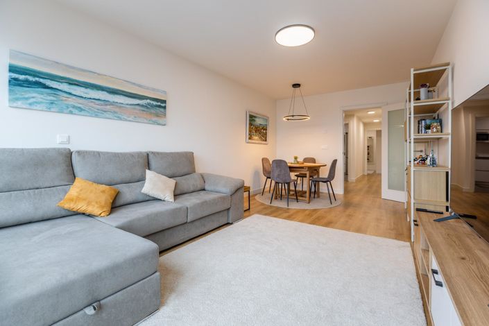 Image No.9-3 Bed Flat for sale