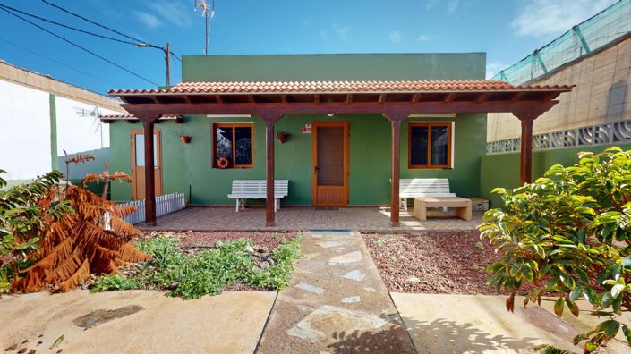 Image No.11-5 Bed Property for sale