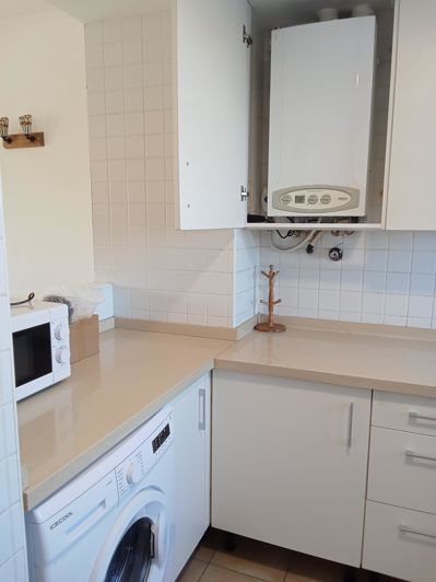 Image No.9-2 Bed Flat for sale