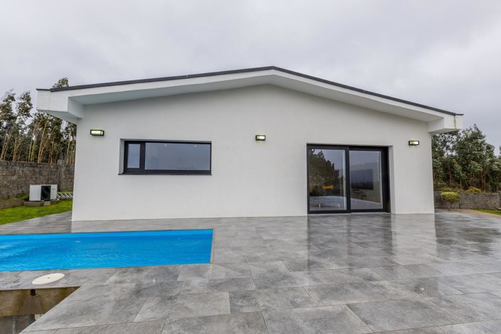 Image No.22-3 Bed Villa for sale