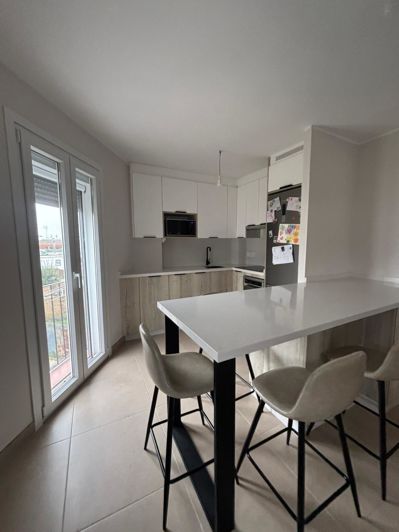 Image No.17-2 Bed Flat for sale