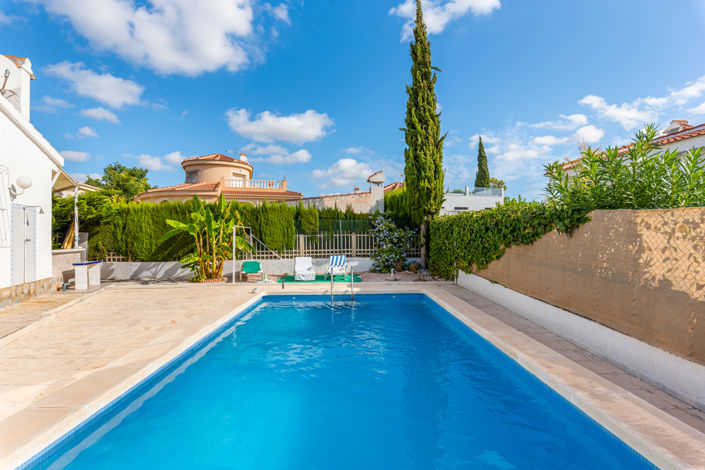 Image No.20-3 Bed Villa for sale