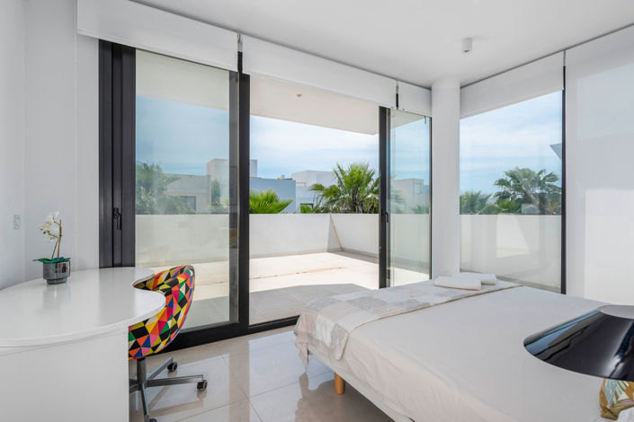 Image No.20-4 Bed Villa for sale