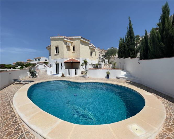 Image No.1-Villa de 5 chambres à vendre à Ciudad Quesada