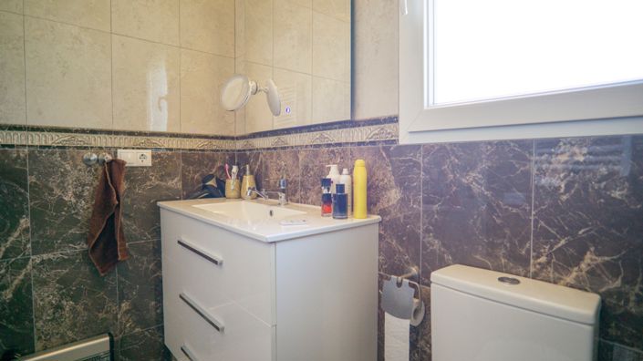 Image No.23-3 Bed Villa for sale