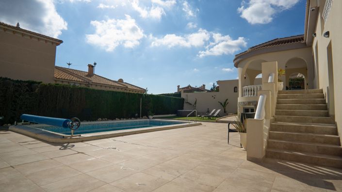 Image No.38-3 Bed Villa for sale