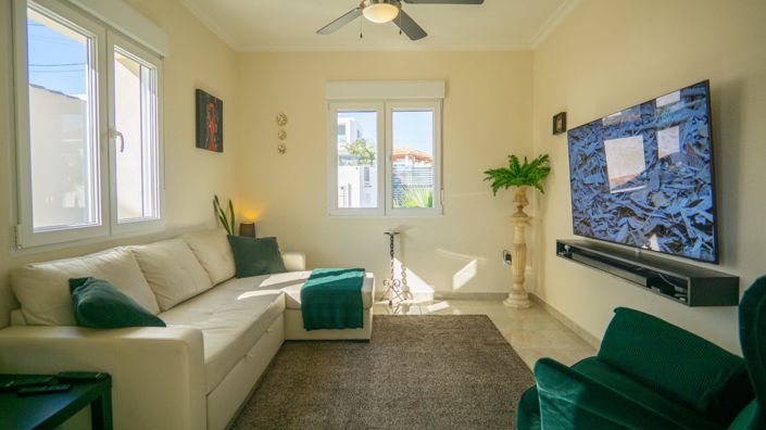 Image No.5-3 Bed Villa for sale