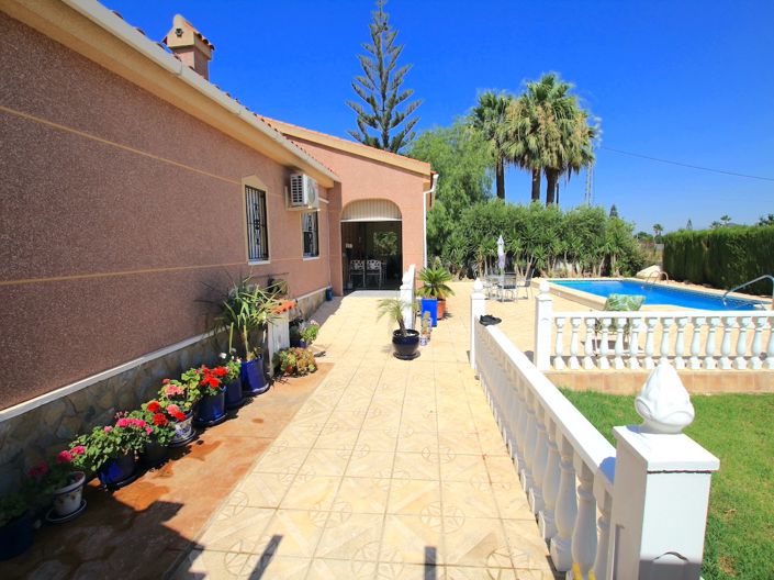 Image No.26-3 Bed Finca for sale