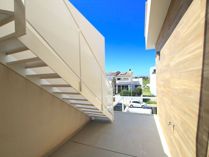 Image No.23-4 Bed Villa for sale