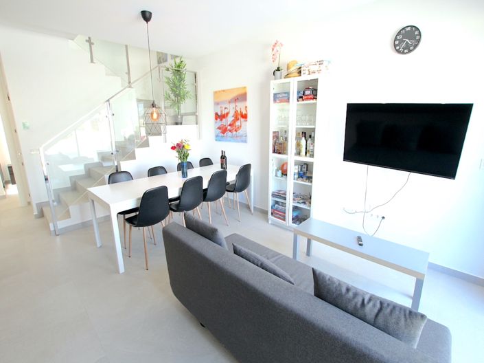 Image No.3-4 Bed Villa for sale