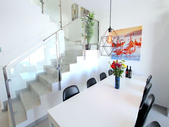 Image No.4-4 Bed Villa for sale