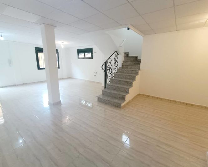 Image No.12-2 Bed Property for sale