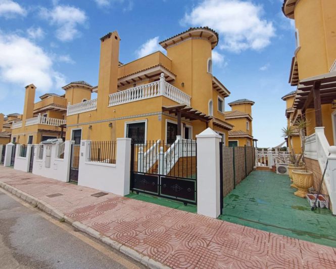 Image No.1-Propriété de 3 chambres à vendre à Ciudad Quesada