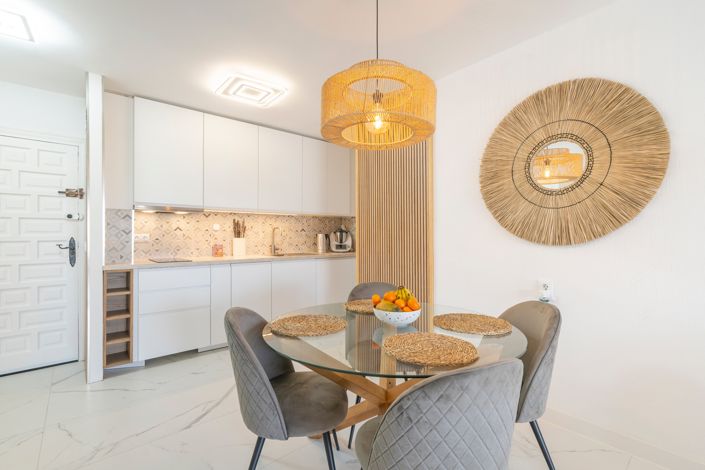 Image No.11-2 Bed Apartment for sale