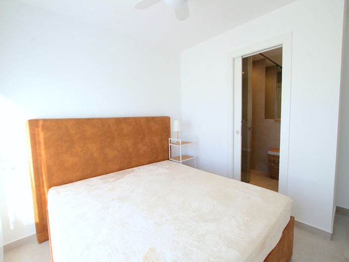 Image No.21-3 Bed Villa for sale