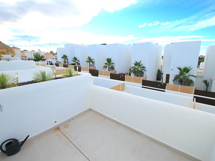 Image No.25-3 Bed Villa for sale