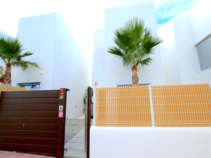 Image No.35-3 Bed Villa for sale