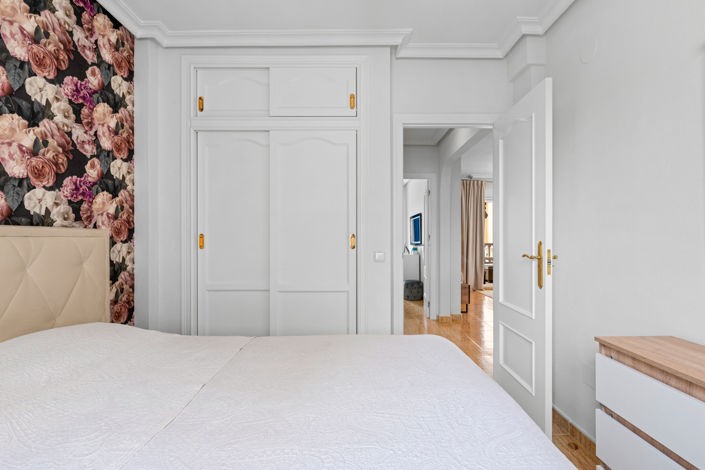 Image No.18-2 Bed Apartment for sale