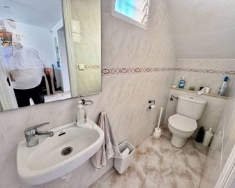 942208