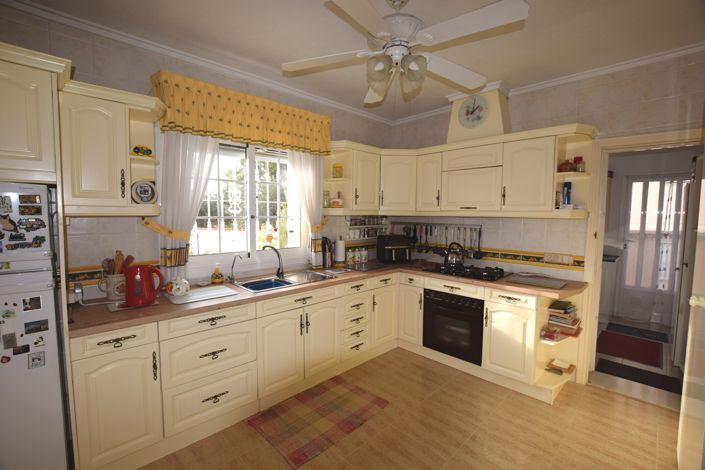 Image No.10-5 Bed Villa for sale