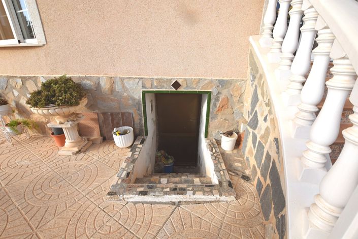 Image No.33-5 Bed Villa for sale