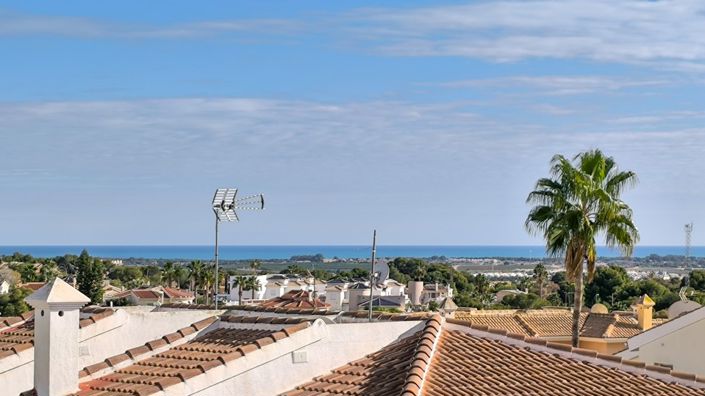 Image No.18-3 Bed Townhouse for sale