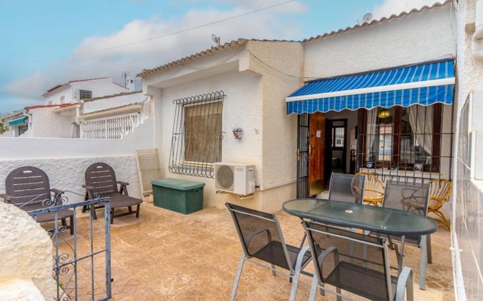 Image No.1-Bungalow de 2 chambres à vendre à Torrevieja