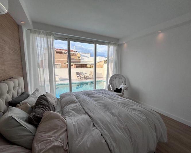 Image No.15-3 Bed Villa for sale