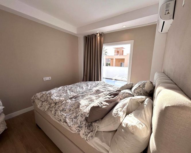 Image No.18-3 Bed Villa for sale