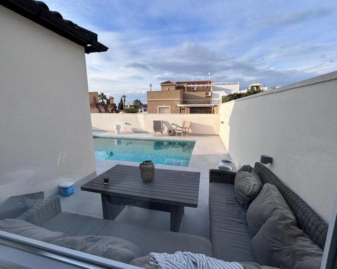 Image No.26-3 Bed Villa for sale