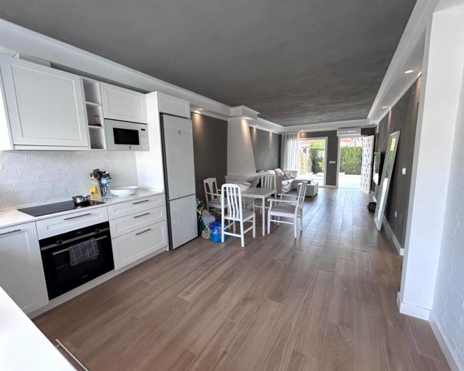 Image No.8-3 Bed Villa for sale