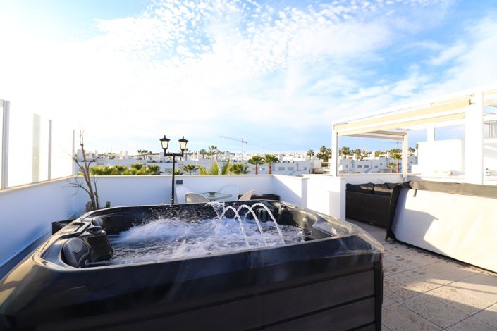 Image No.22-2 Bed Apartment for sale