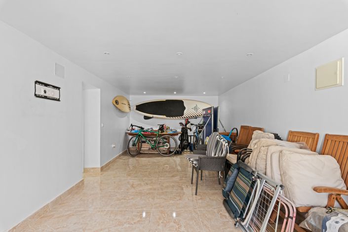 Image No.19-3 Bed Villa for sale